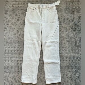 Abercrombie & Fitch 90’s Straight Ultra High Rise Cream Denim